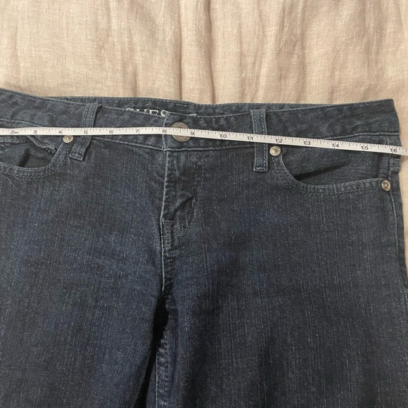 NWOT   Guess Dark Blue Los Angeles FOxY Skinny Jeans.    size 28 - Picture 4 of 8